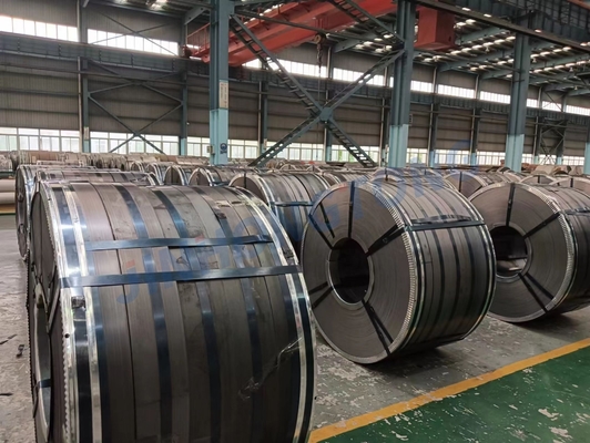 滑らかな表面 ミルエッジ ASTM グレード 10mm 厚い炭素鋼板 40コイル 65Mn 滑らかな表面を持つ炭素鋼