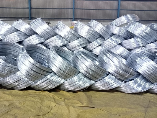 結束 Gi Wire Bwg 18 20 21 22 Q195 Q235 45 60 65 70 80 82B グレード 電気ガルバン化鉄炭鋼ワイヤー 建築用