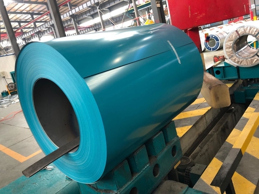 幅 600-1250MM PPGIまたはPPGL 屋根シートのための色塗装のガルバनाइズド鋼コイル 完全硬 耐久性