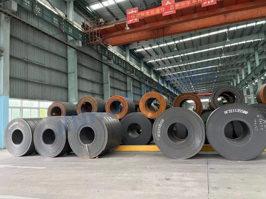 EN/GB/AISI/ASTM/DIN/JIS 標準 非合金型熱巻き鋼コイル Q235 Q235B Q195 A283 HRC 1.0mm 1.2mm 1.5mm カスタマイズされたサイズ