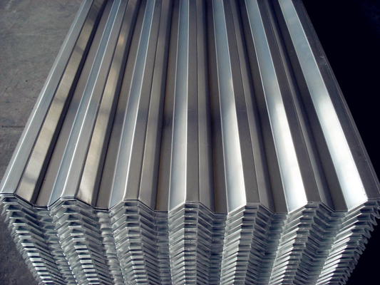 500-1500mm 幅 Dx51D/Dx52D/Dx53D/DX54D/S250GD/S350GD/S550GD ガルバルーム鋼のゴロゴロ屋根シート