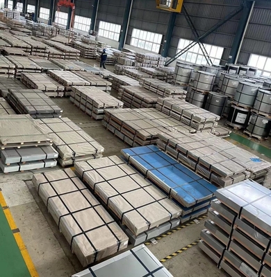 0.12-3MM 厚さ 住宅用屋根と商業用建物の建設用高圧鋼製屋根シート