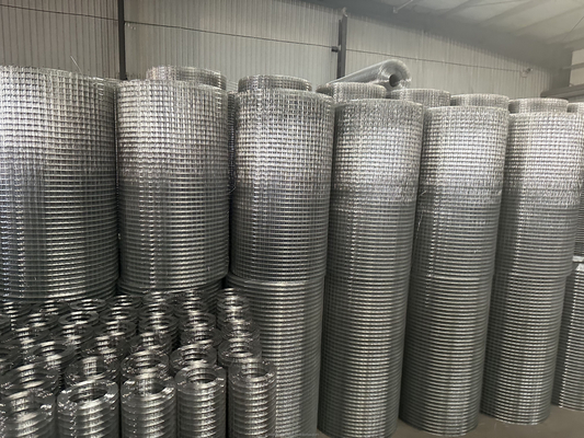 溶接網技術 フェンス保護 0.5-2 mm 1/2x1/2 1x1 1.5 インチ 1/4 50x50 1cm 円形ワイヤ網ロール サンプル 鹿