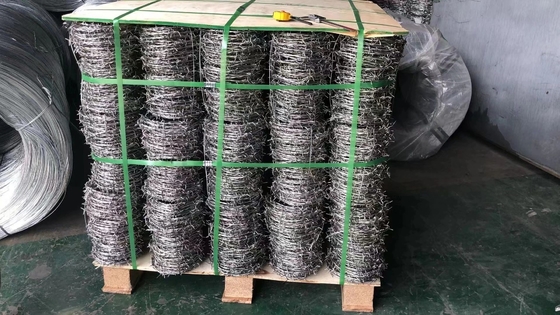 ガルバニズム製 刺線コイル 十字剃刀型 小売 ロール毎 重量 メートルあたり 50kg
