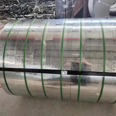 熱浸したガルバनाइズされた鋼筋ストライプコイル Z275 Z180 中硬度ベースの技術のための0.25mm鉄コイルシート