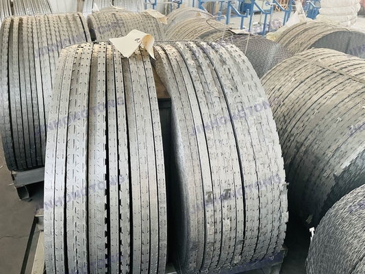 高張力強さの特徴を持つ500mの刺線用刺線フェンス 7.5cm-15cmのワイヤーとバーブ距離