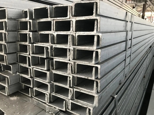 Q235/Q345 /SS400 ホットロールスチール Uビームスチール構造 建築金属 ホットロール技術で電化Uビームスチール