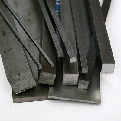 カスタマイズされたサイズ 200x200 スクエア 鋼棒 ASTM 1010 1340 4130 5130 Q235/Q345/SS400/ST37-2/ST52のために冷たいロール