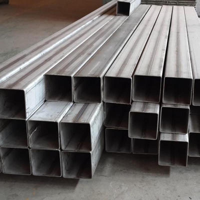 ERW テクニック ASTM A500 Q235 鉄筋鋼の四角管 耐久性のある軽鋼 建設用および構造用