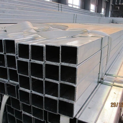 油塗らない空っぽの四角管 管状 30x60 熱電管 熱電鋼管 建材 不動産 施工 脚架