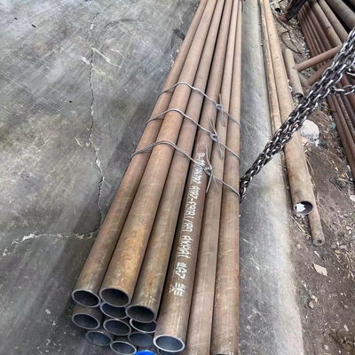0.25-100mm 厚さASTM A106 認証済みサプライヤーの耐久性石油インフラストラクチャアプリケーションのための炭素鋼管