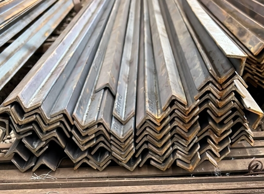 加工サービス 溶接 均等 ホットローリング 30*50 1.8mm*3m ASTM A36 A53 Q235 Q345 スロットアングルバー 鋼アングルバー