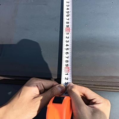 構造物および建築材料のための油付けまたは油付けされていない建物およびパイプのためのカスタマイズされたサイズと軽鋼コイル