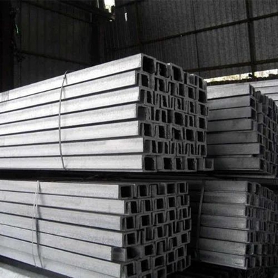 直接 ASTM Q235 Q345 非合金構造および産業用用用熱巻きU形チャネル鋼梁