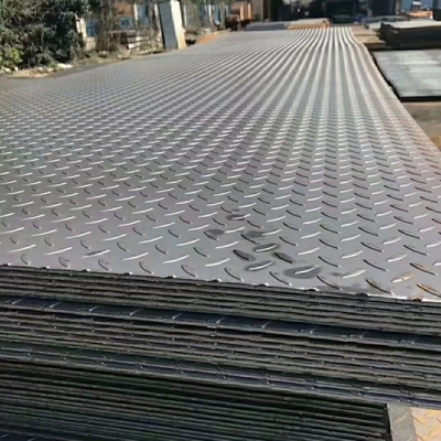2B 表面仕上げ 天然色 鉄板のガルバネス製 チェッカー製 1.8-8.0mm 建設材料の涙滴パターン
