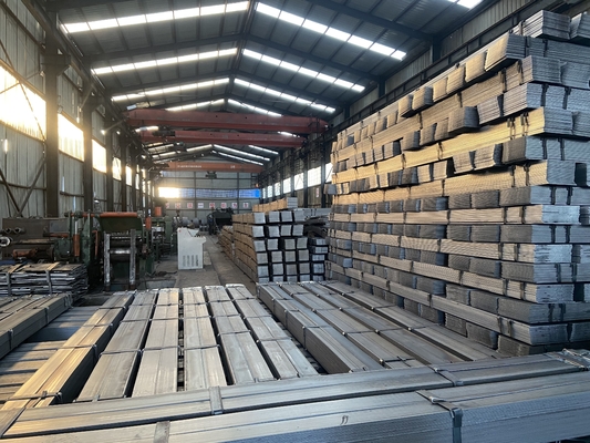 非合金容量 ±1% 鋼平板棒 初鋼 20 45 S235 SS400 ASTM A36 特殊スロット