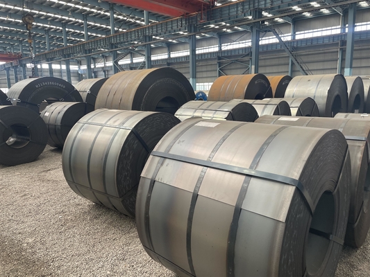 Ss400 Q235 Q345 Sphc強度 炭素鋼コイル 鉄鋼鋼金属容量 ±1% 幅 600〜2000mm 必要に応じて