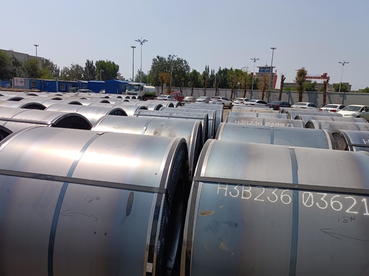 Q195 Q215 Q235 Q255 Q275 Q355 Ss400 スキンパスとスタンダードBS EN GB AiSi ASTM DIN JIS付きの炭酸鋼熱巻きコイル