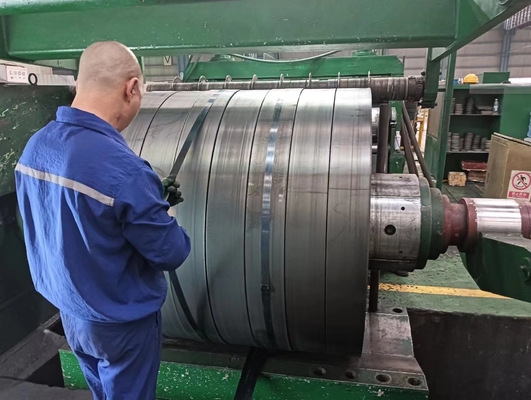 Q235 Q345 St37 Q195 ホットロール炭素鋼コイルと完璧なフィットを見つける 幅1000-1500mm
