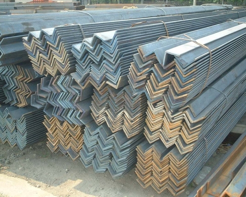 標準 AiSi Q235 Q235B Q345 建設用ビルディング構造のための等面不等角鋼アングルバー