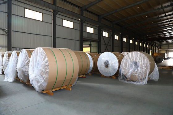 工場サプライヤー Alucosuper PVDF PE エポキシ材料 アルミニウムブレジング合金シート 建物のためのアルミニウムコイル