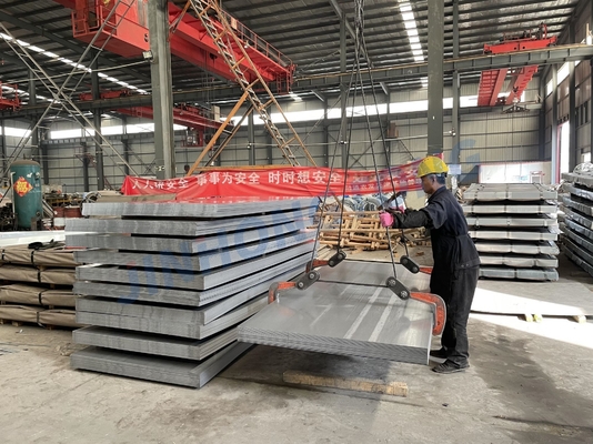 良い価格 ASTM A36 2Mm 3Mm 6Mm 10Mm 中国 低Q235 Ms 炭素金属工場試験証明書 薄型鋼板