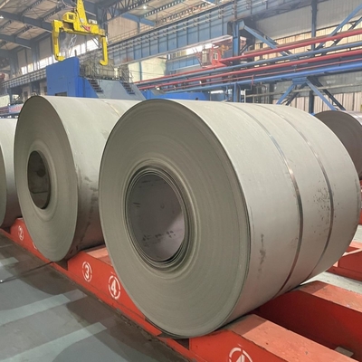 工場価格 高炭素鋼コイル 1200mm 0.30 6.0mm 厚さ 冷式ロール鋼ストライプ