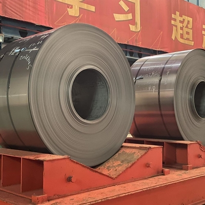 工場価格 高炭素鋼コイル 1200mm 0.30 6.0mm 厚さ 冷式ロール鋼ストライプ