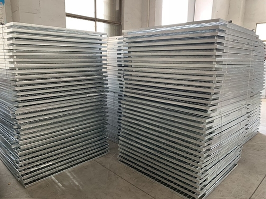 広く使用される床格子 ステンレス鋼 12x12 30x3 防滑鋼格子 ダイヤモンド 波紋鋼格子