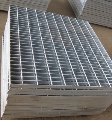 金属建材 熱浸し 30 x 3mm ガルバン製鋼格子 低炭素歩道 建材用床排水格子