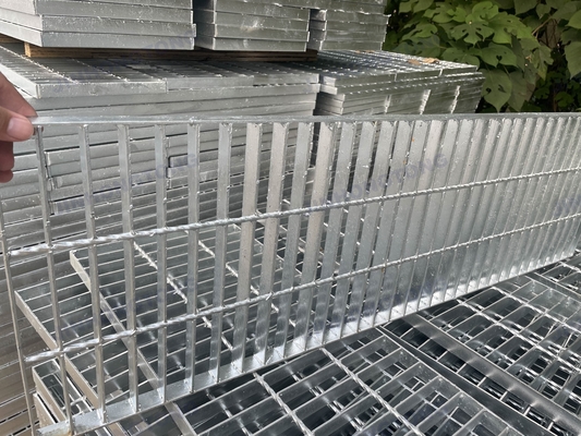 一般的な高売りの鉄格子 歩道用金属格子