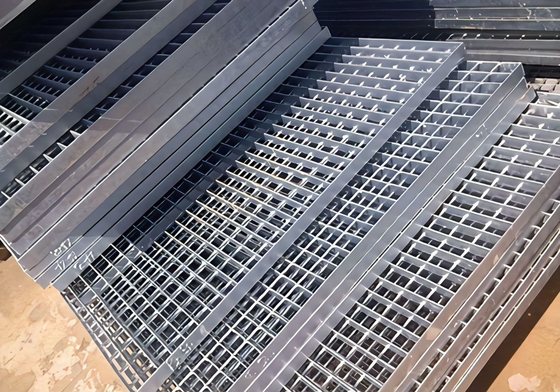 標準材料 Q235 201 304 316 床,マンスホールカバー,排水,グリッド,プラットフォームのための電磁鋼格子